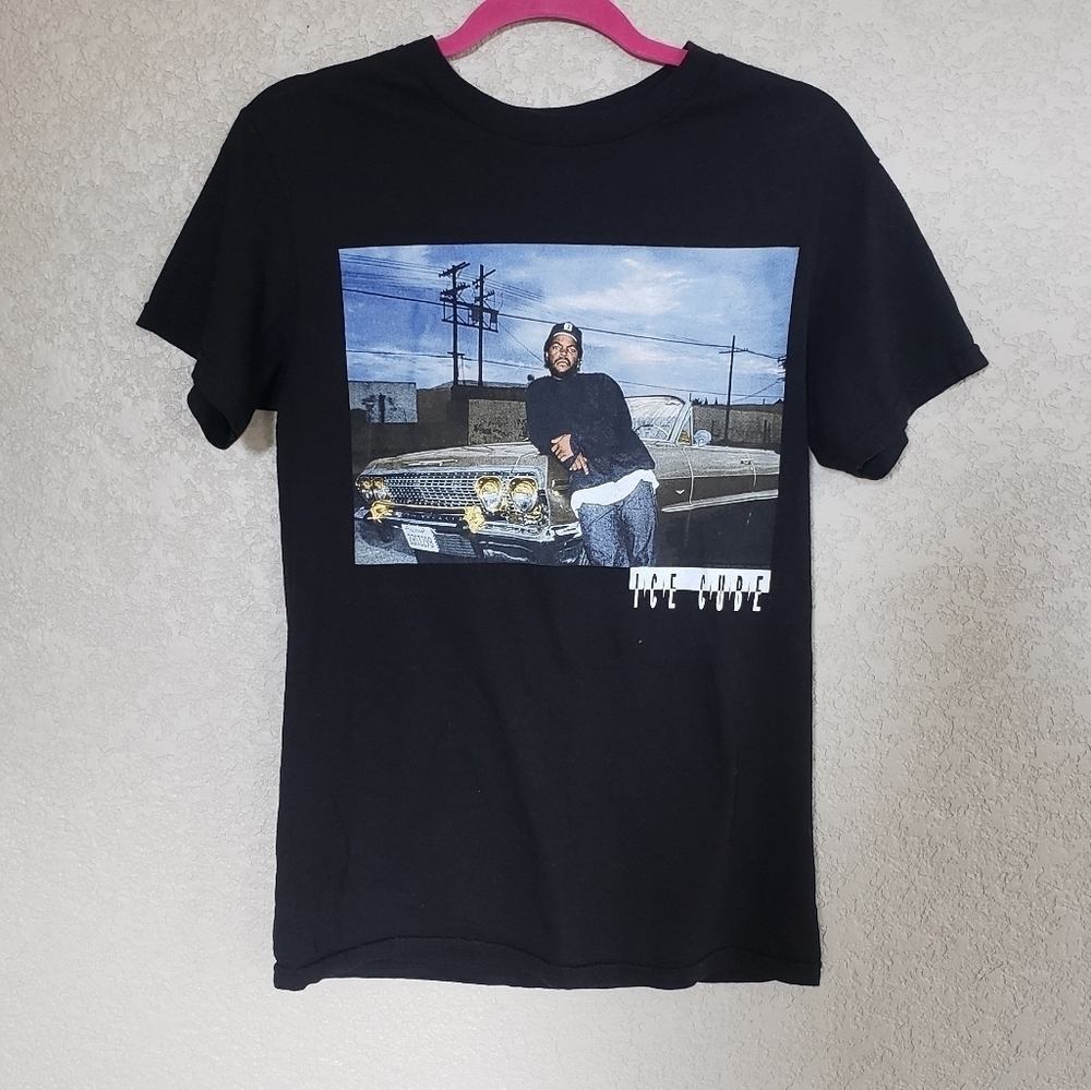 We love fine Ice Cube Tee